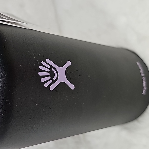 Hydro flask 32 oz Wide Mouth Flex Lid Black/Purple - Picture 2 of 5